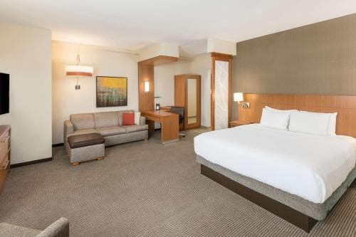 Hyatt Place Greenville Downtown