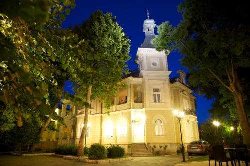 Jókai Villa
