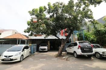 Makaliwe Residence