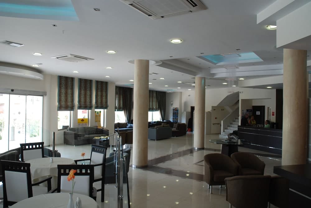 Letsos Hotel