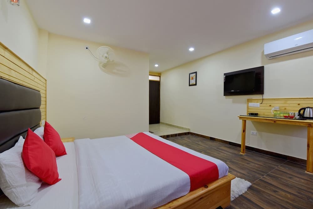 OYO 35923 Impression Inn