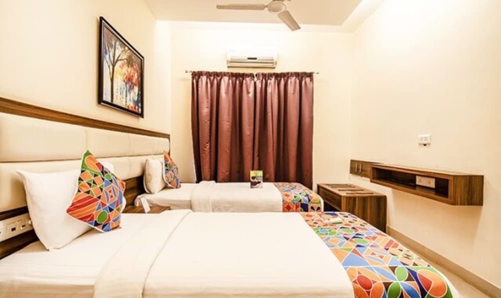 Fabhotel Celebrity Layout