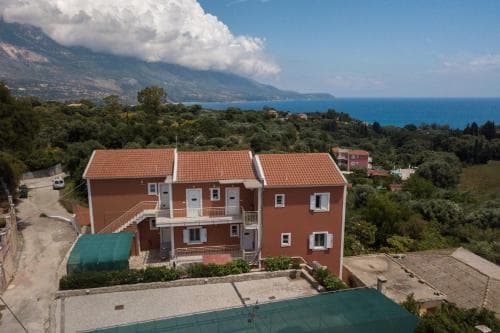 Pernari Apartments