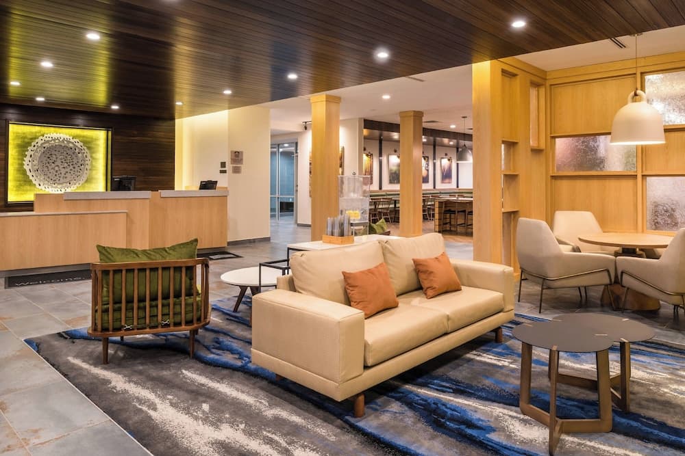 Fairfield Inn & Suites by Marriott Fort Worth Southwest at Cityview
