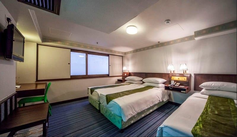 Evergreen Hotel