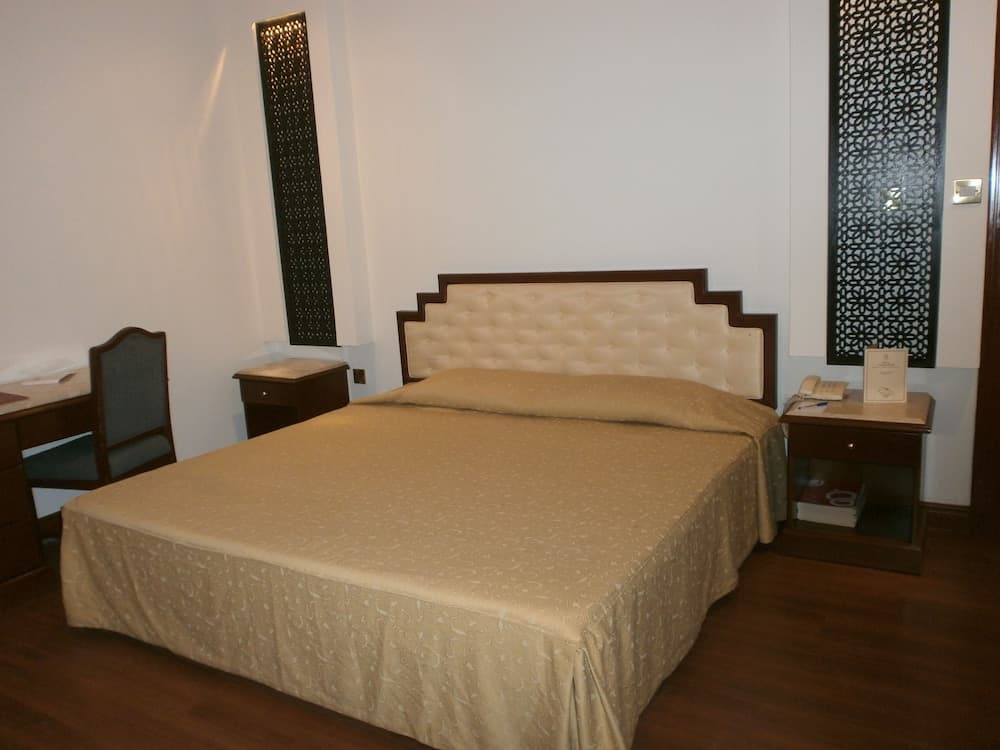 Bahrain Carlton Hotel