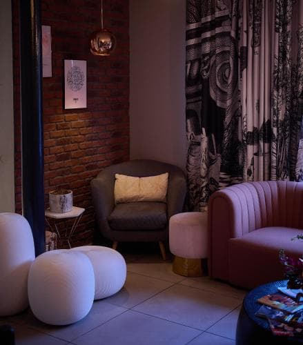Madrigal hotel