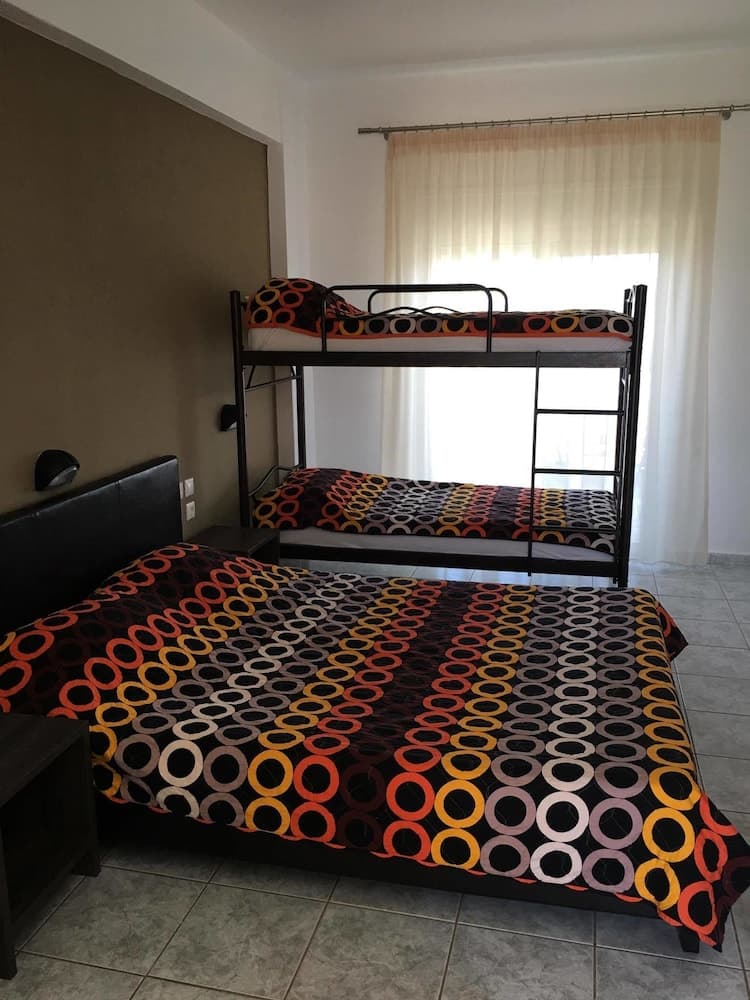 Vicky Rooms