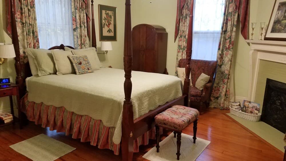 Ivy Bed and Breakfast
