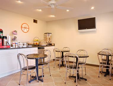 Super 8 By Wyndham El Centro