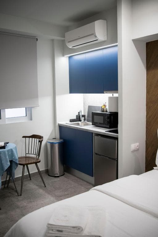 Rooster Suites