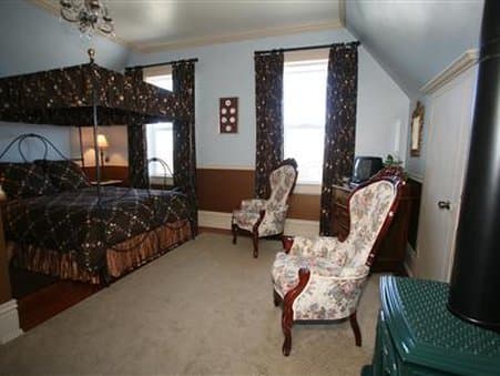 Atrium Bed & Breakfast