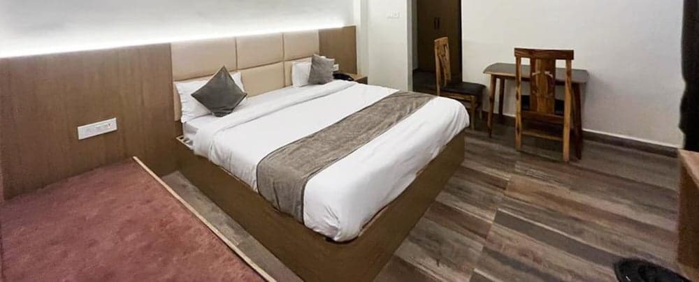 FabHotel Prakash
