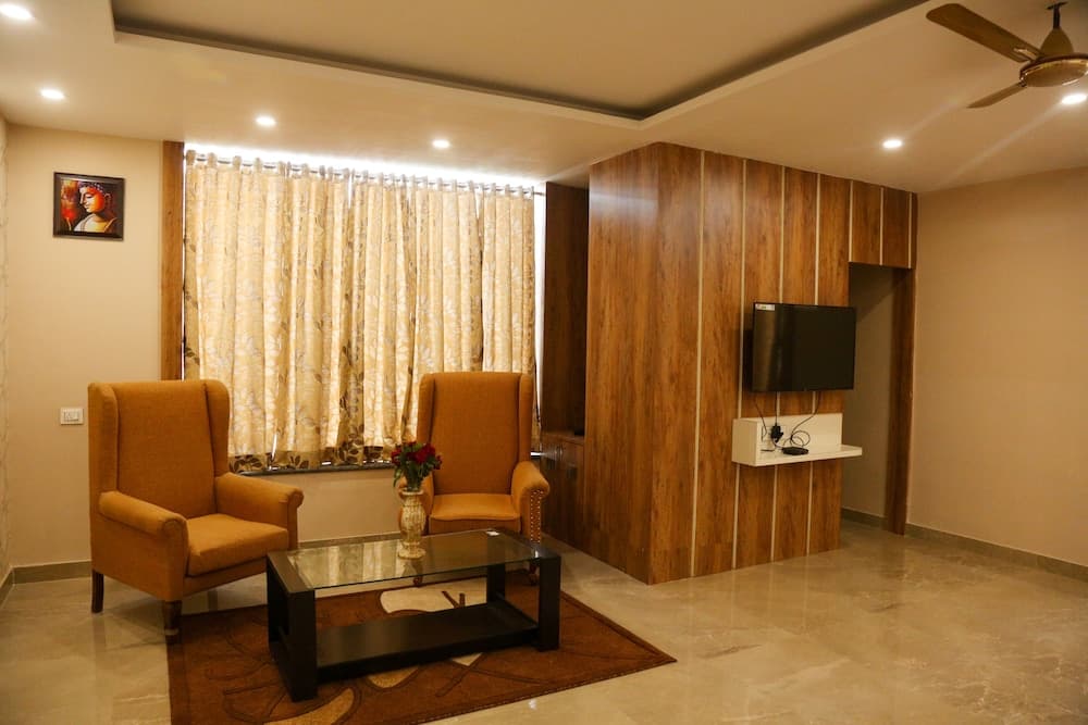 Hotel Raindew