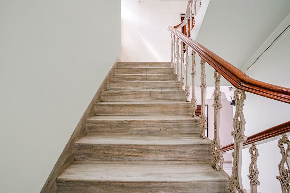 Fabhotel Shree Maya