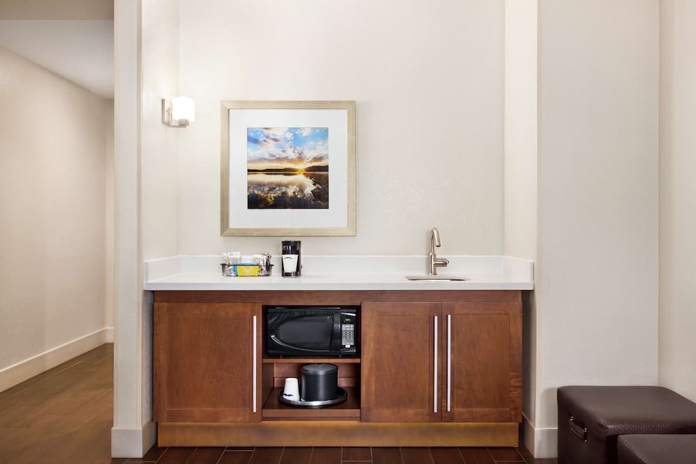 Hampton Inn Lawrence