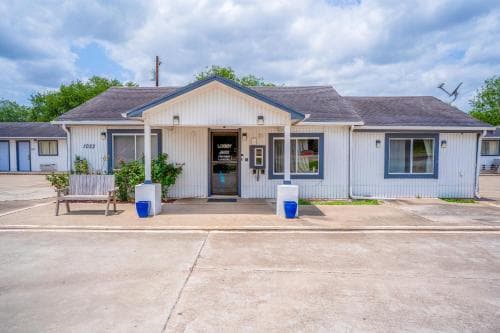 OYO Budget Inn Falfurrias Hwy 281