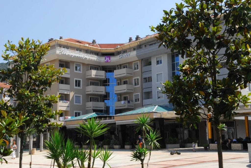 Magnolia Place