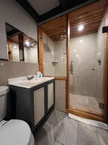 Chateau Suites
