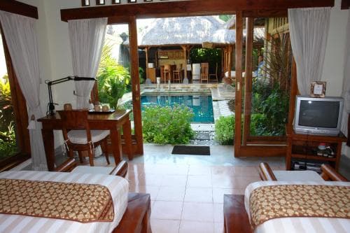 Ena Villa