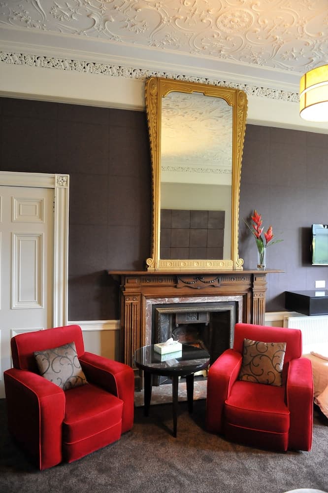 Thrums Hotel