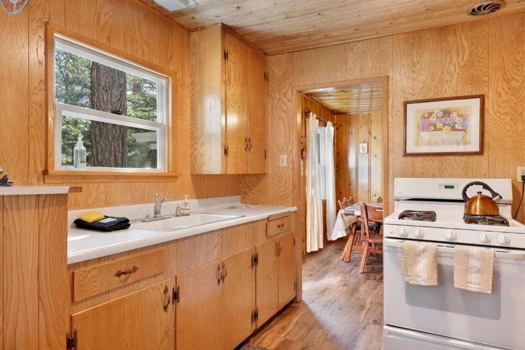 Pinglewood cabin #2096