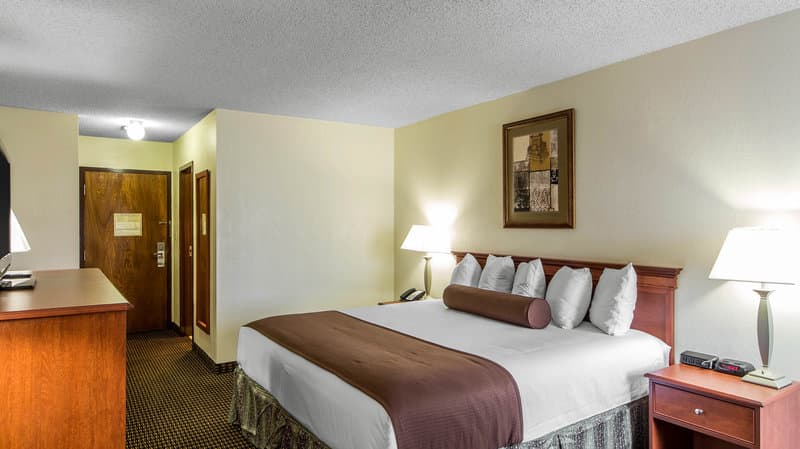 The Emerald House Hotel