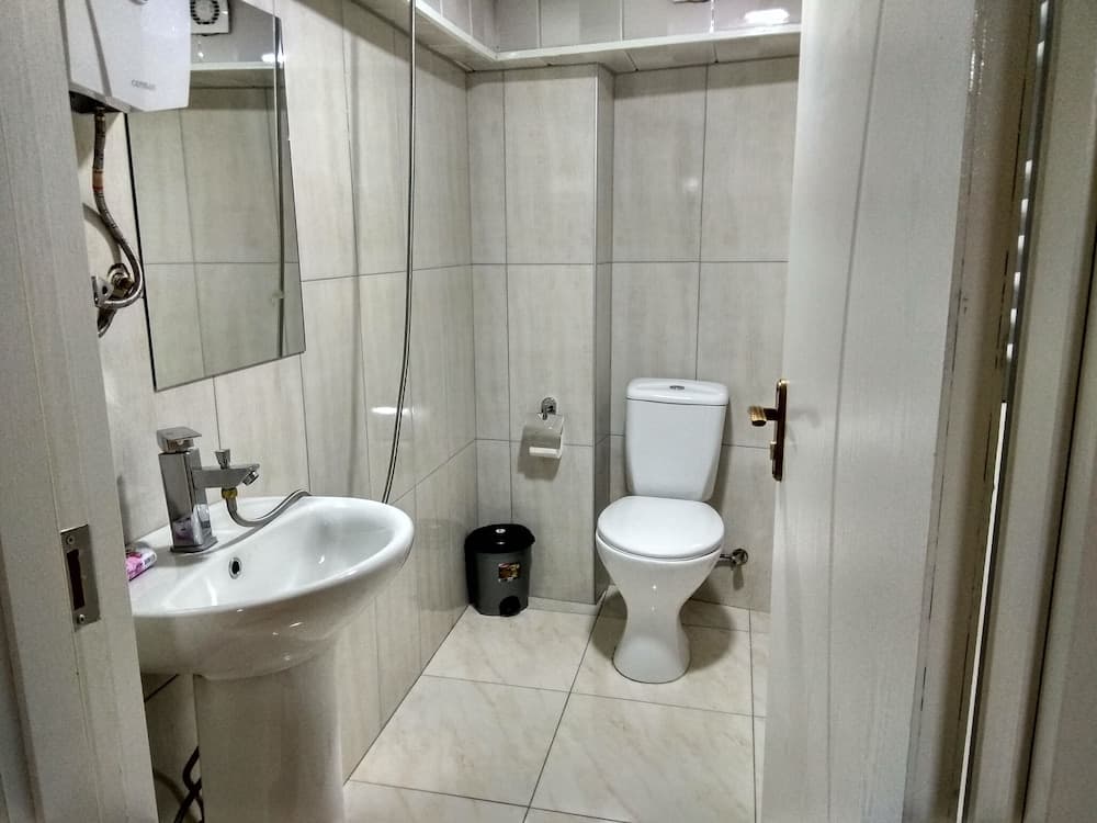 Hostel Beni
