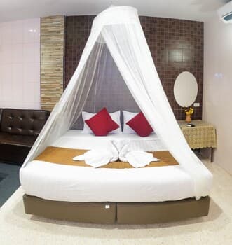 Salathai Chumphon