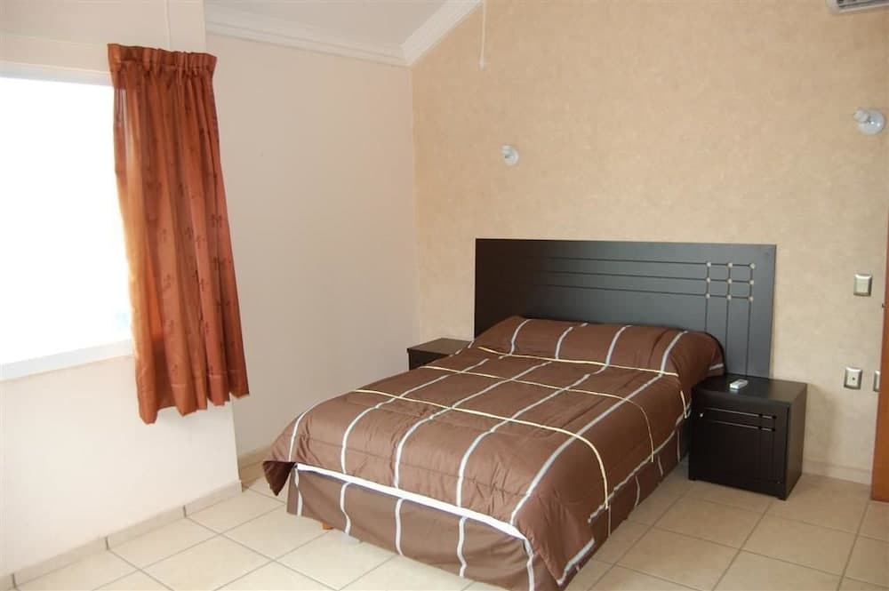 Suites El Conchal Ii