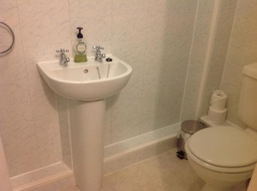 Glascoed Guest House