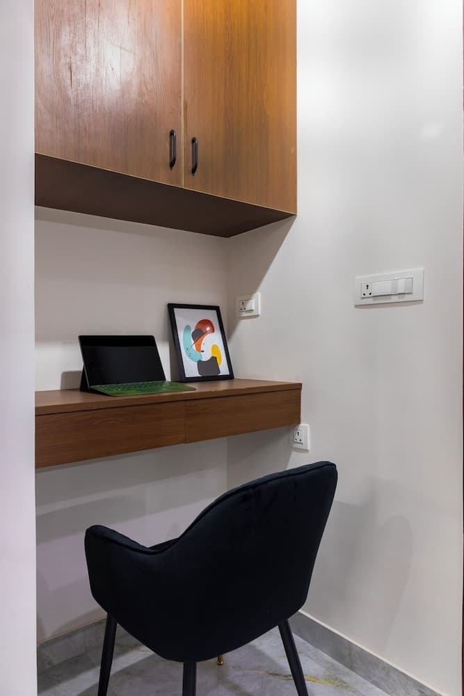 Buteak Suites