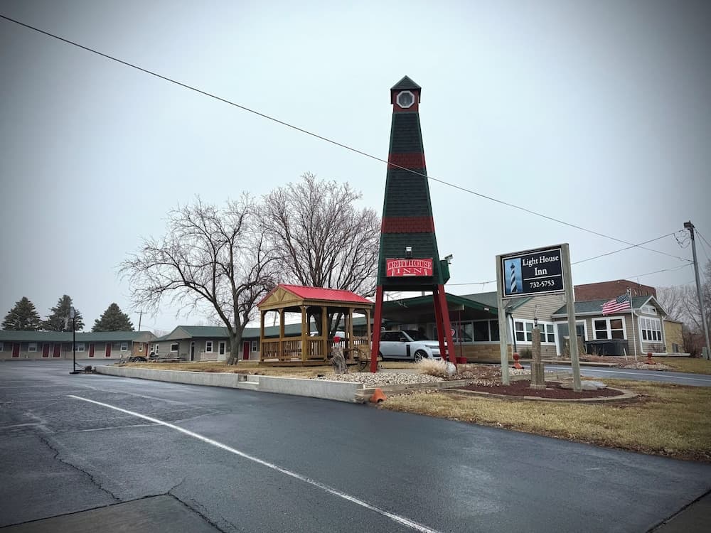 Lighthouse Inn