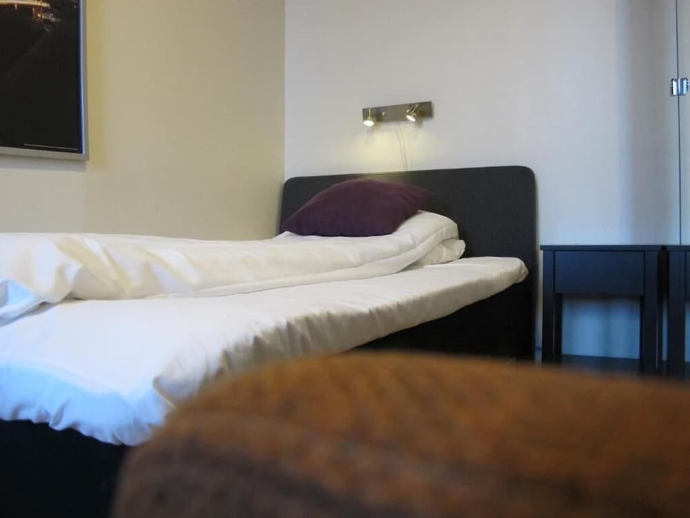 Chesterfield Hotel