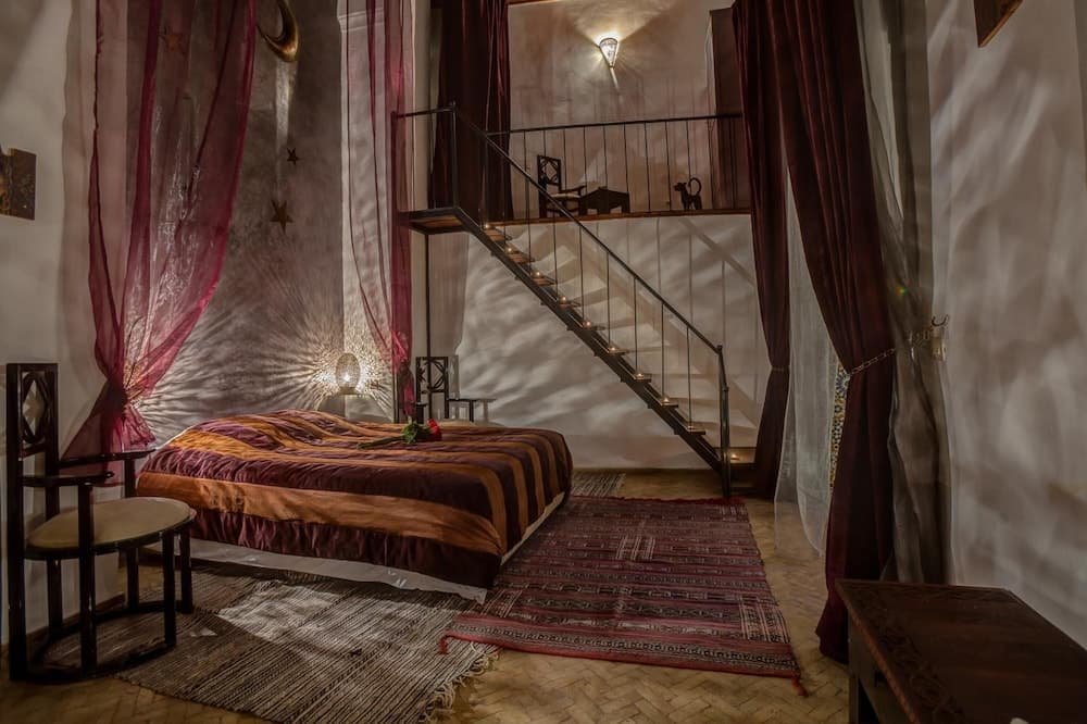 Riad MV