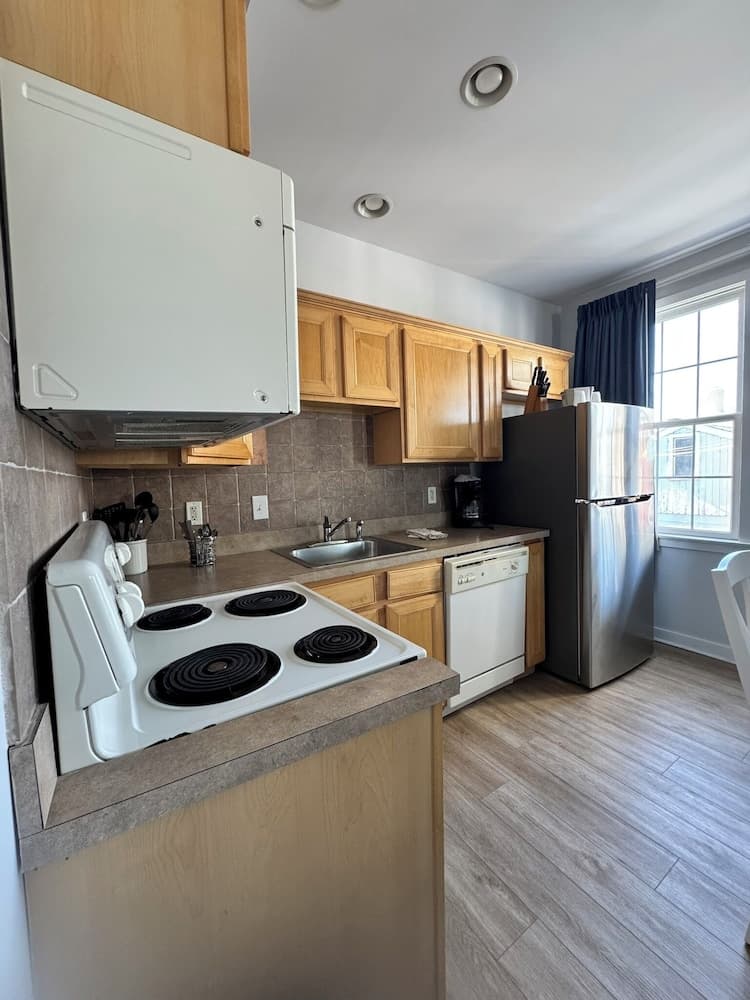 Ebb Tide Suites
