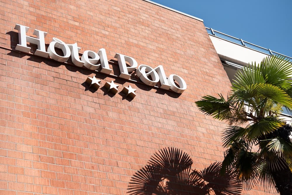 Polo Inn