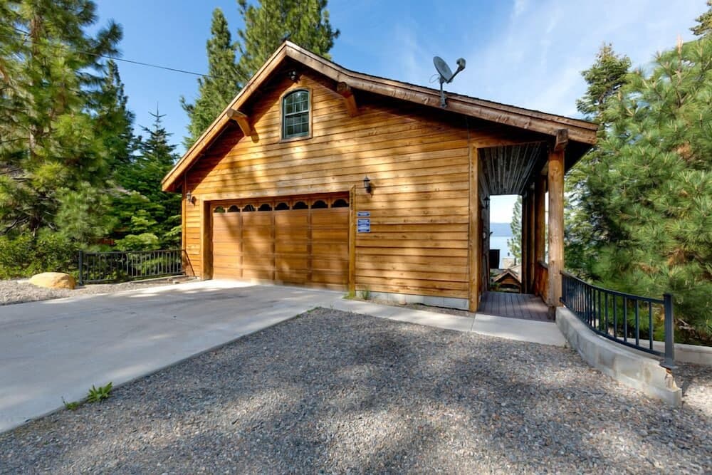 2201 Cascade Road