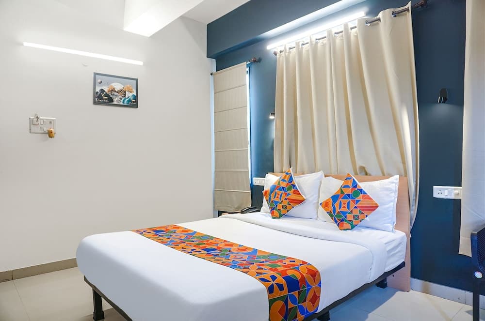 FabHotel Aura Homes
