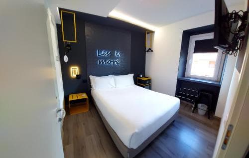 Hotel Aurora