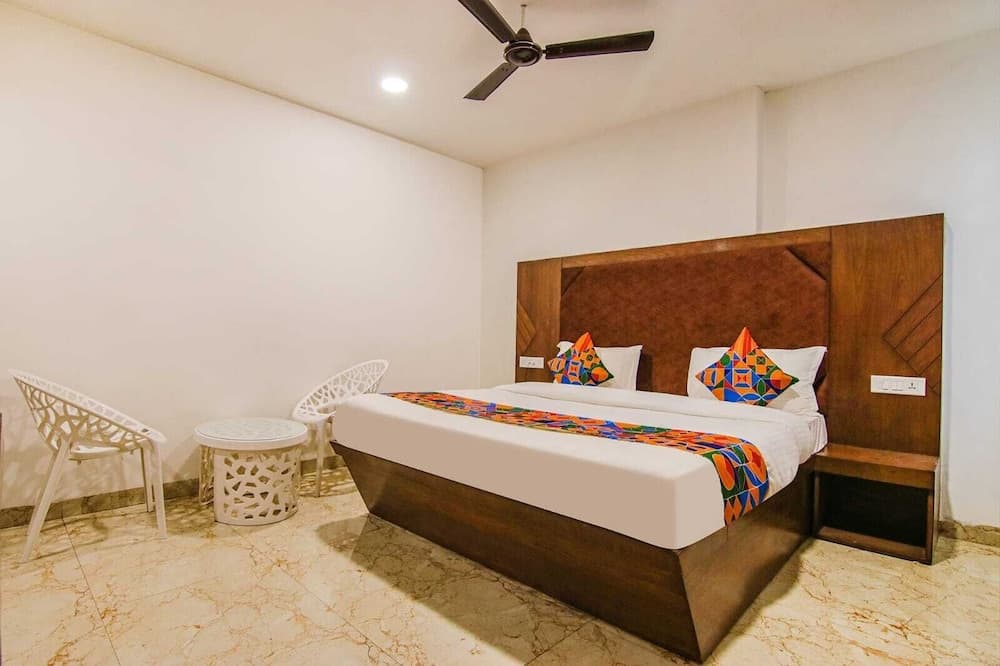 Suman castle Hotel