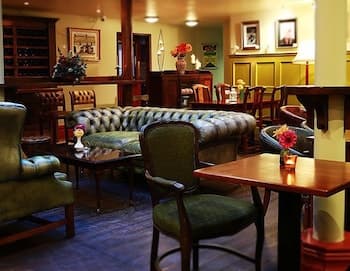 Reddans Bar and B&B