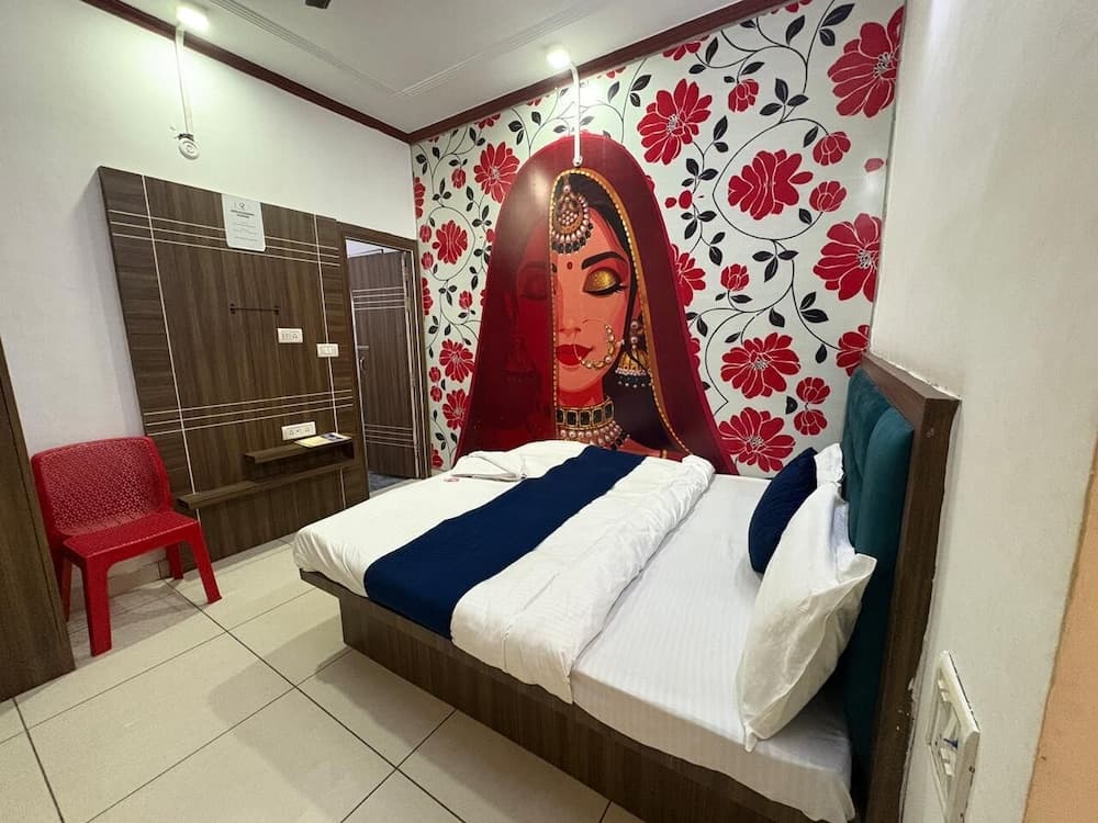 HOTEL AD RESEDENCY