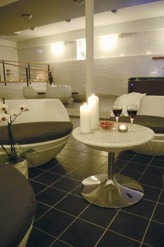 First Hotel Ett