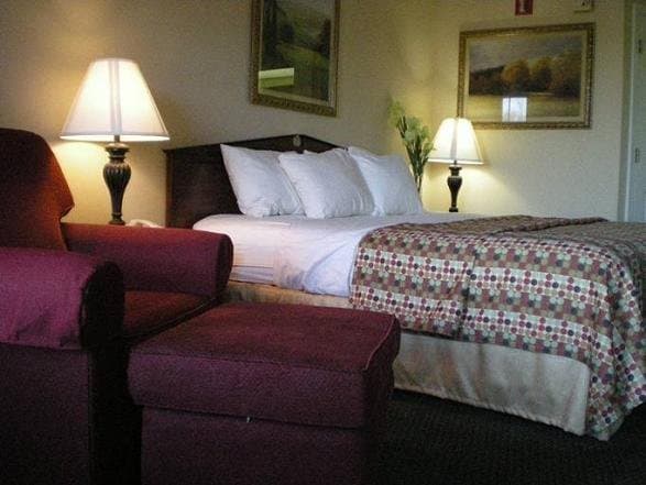 Howard Johnson Normal Bloomington