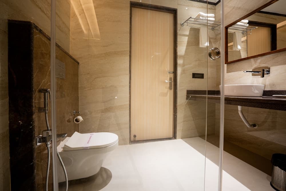 HOTEL LUCKY INDIA