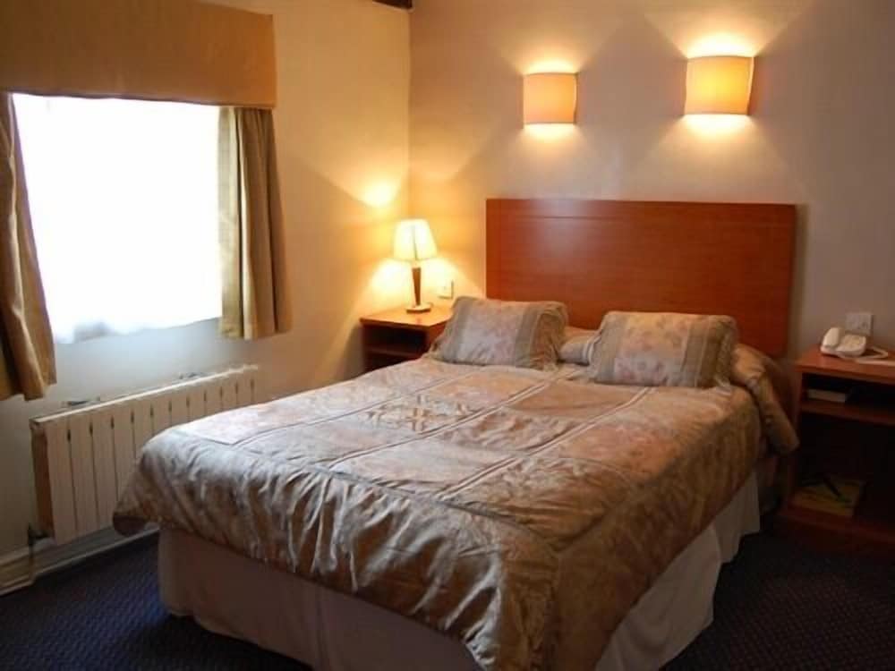 Saffron Suite And Kitchen