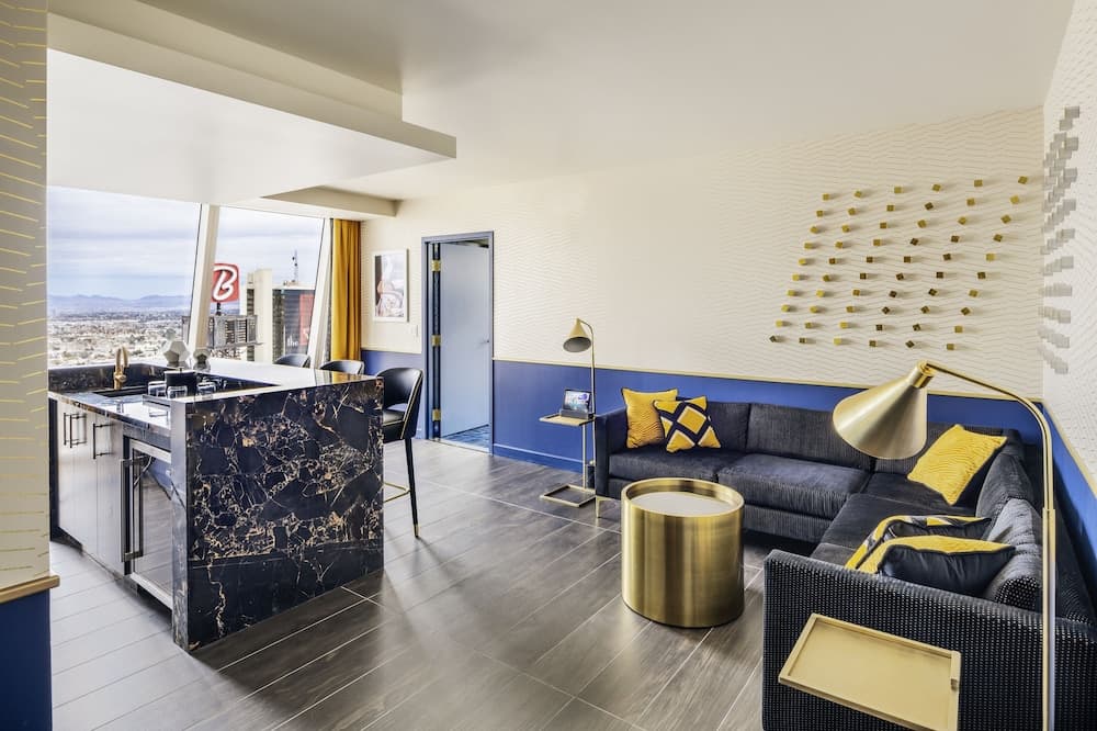 Circa Resort & Casino - Adults Only
