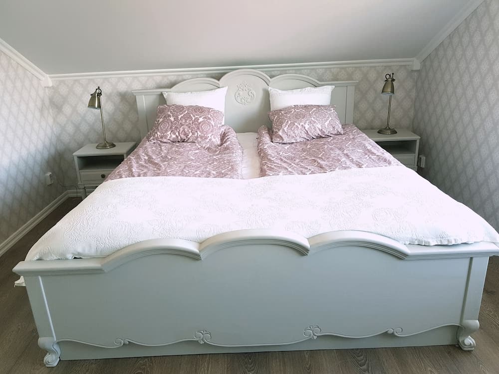 Ellas Bed & Breakfast