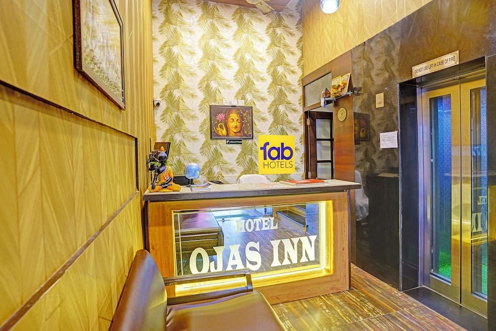 Fabhotel Ojas Inn